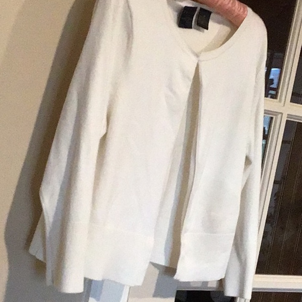 Tailor B.Moss White Cardigan Sweater